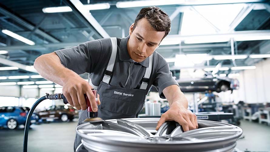 Felgenreparatur, BMW Service